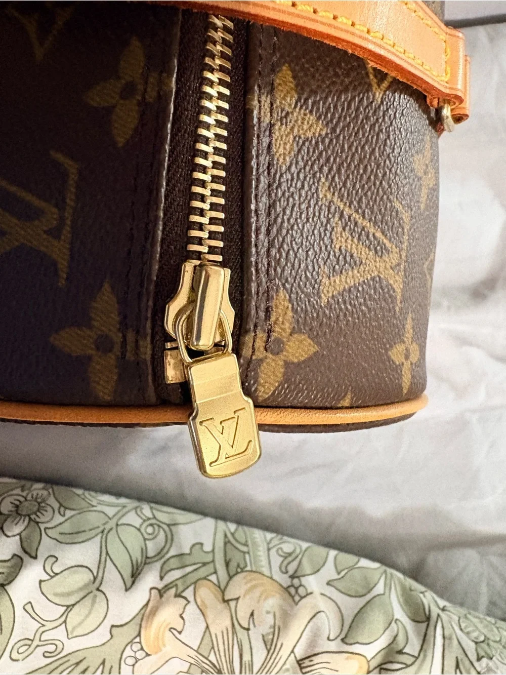 Brown Leather Women's Zip Pouch - Designer Style